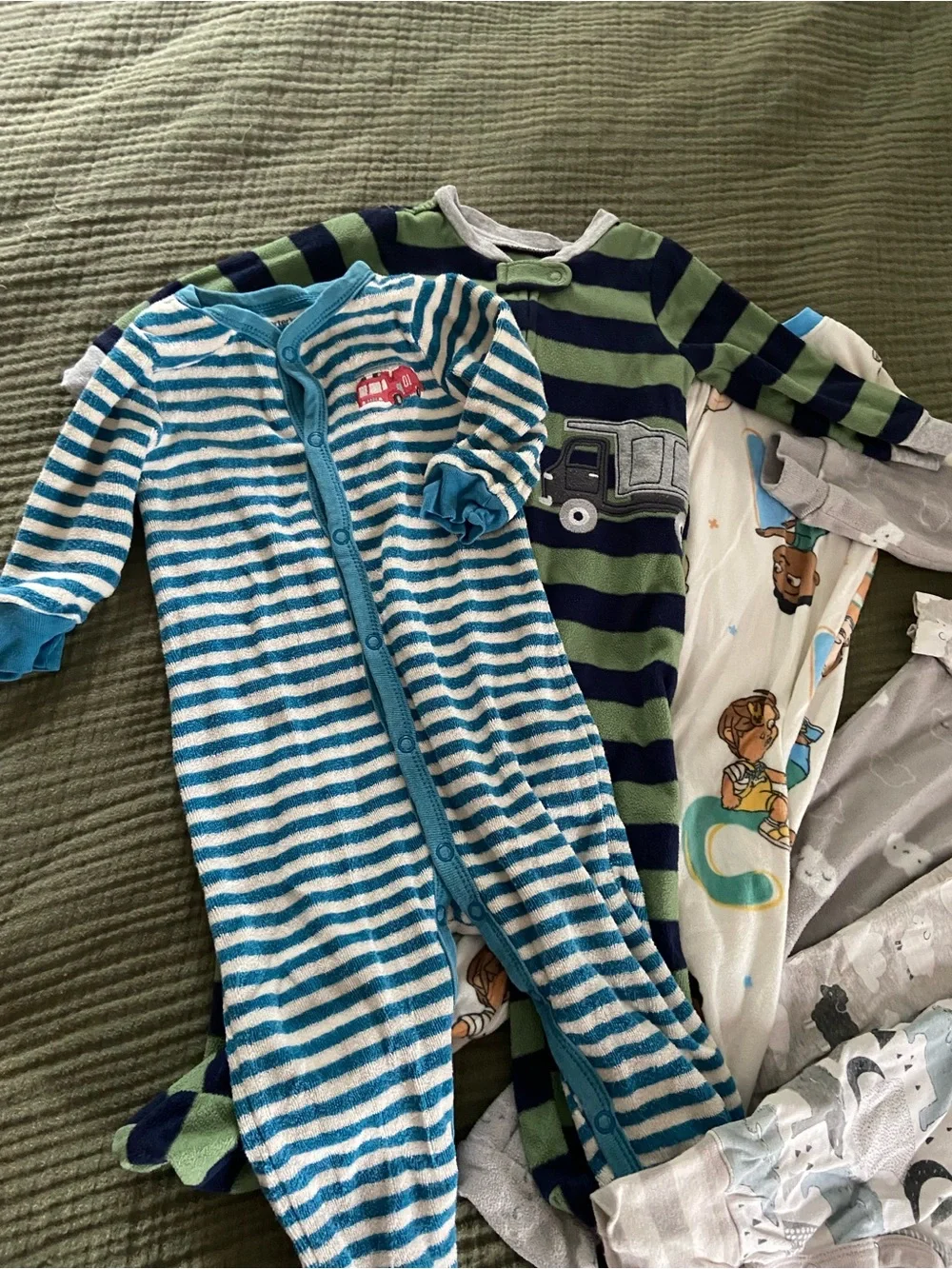 Carter's Kids Pajama Set of 6 - Blue, Green, Gray, White